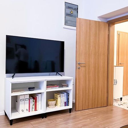 Aumetz Square Apartment Idrija Ngoại thất bức ảnh